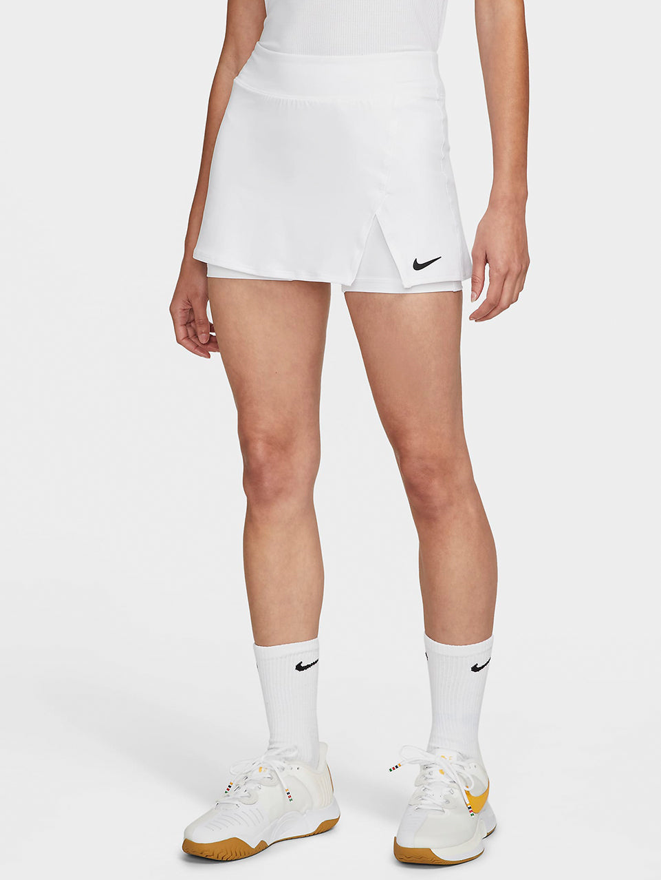 Saia Nike Court Dri-FIT Victory
