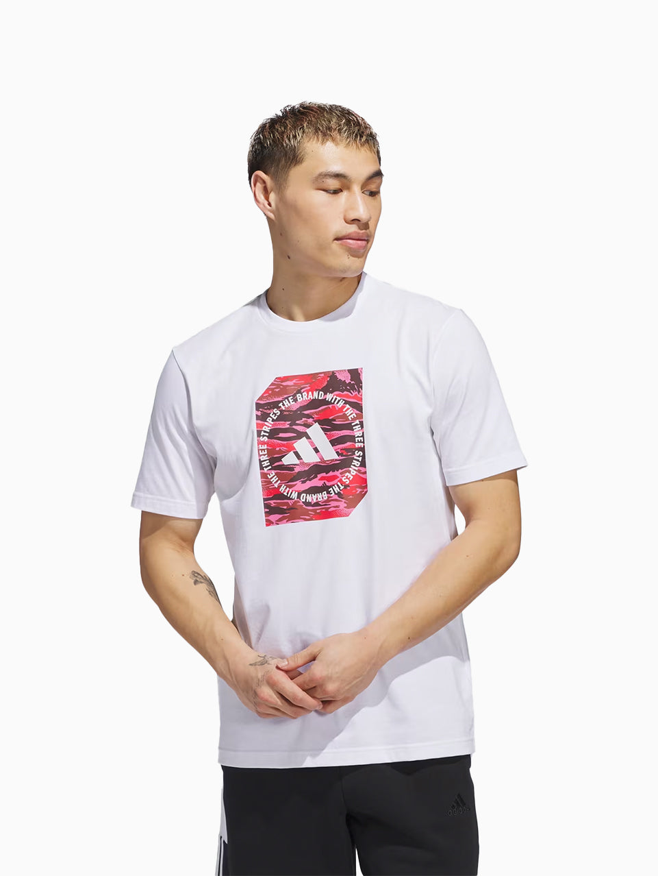 Camiseta Masculina Adidas Graphic Camo