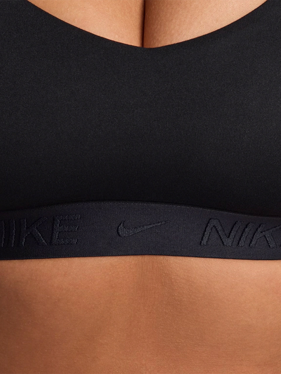 Top Nike Indy Feminino – Conforto, Suporte e Ajuste Perfeito